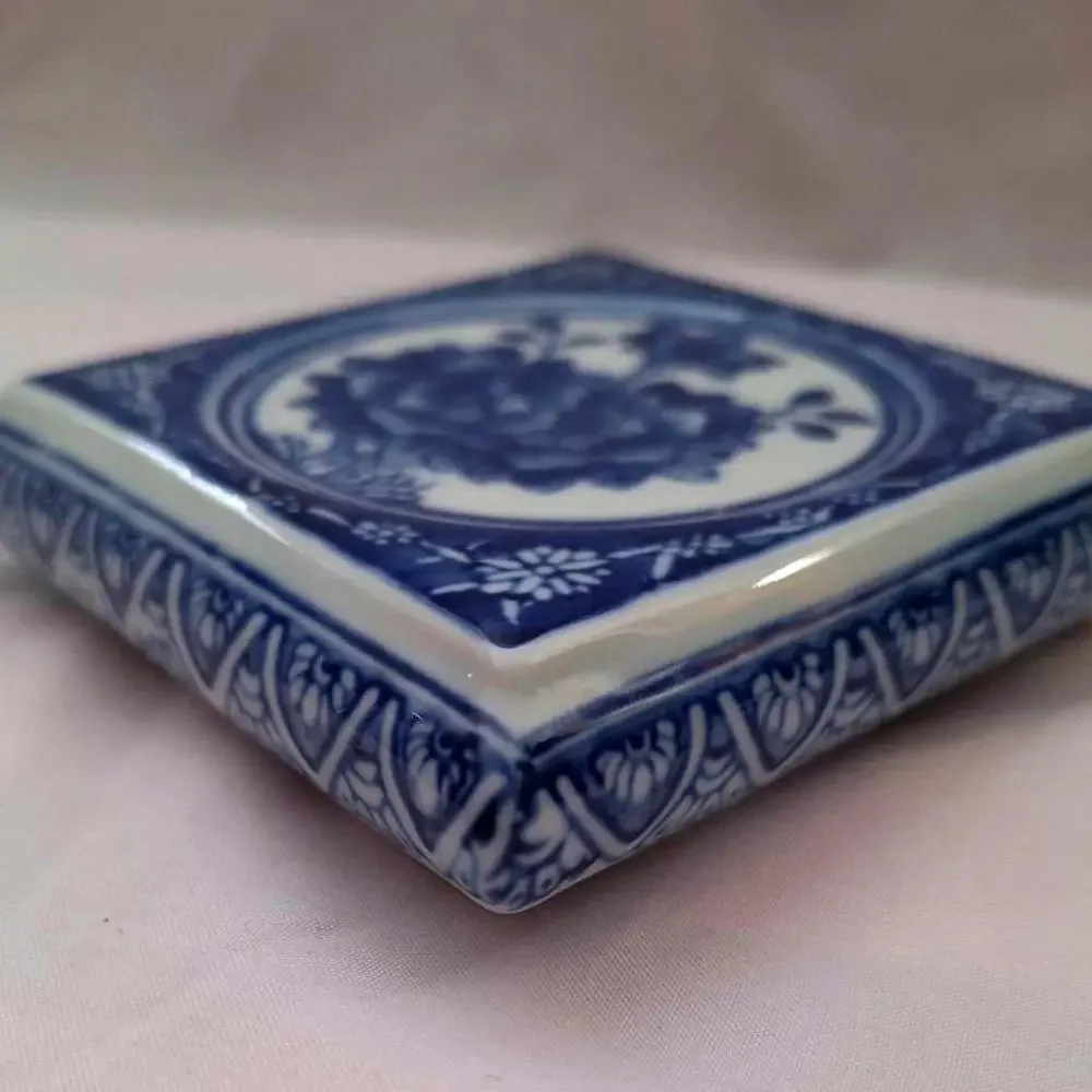 Vtg Blue/White Floral Painted China Porcelain Teapot Trivet - Picture 2 of 7